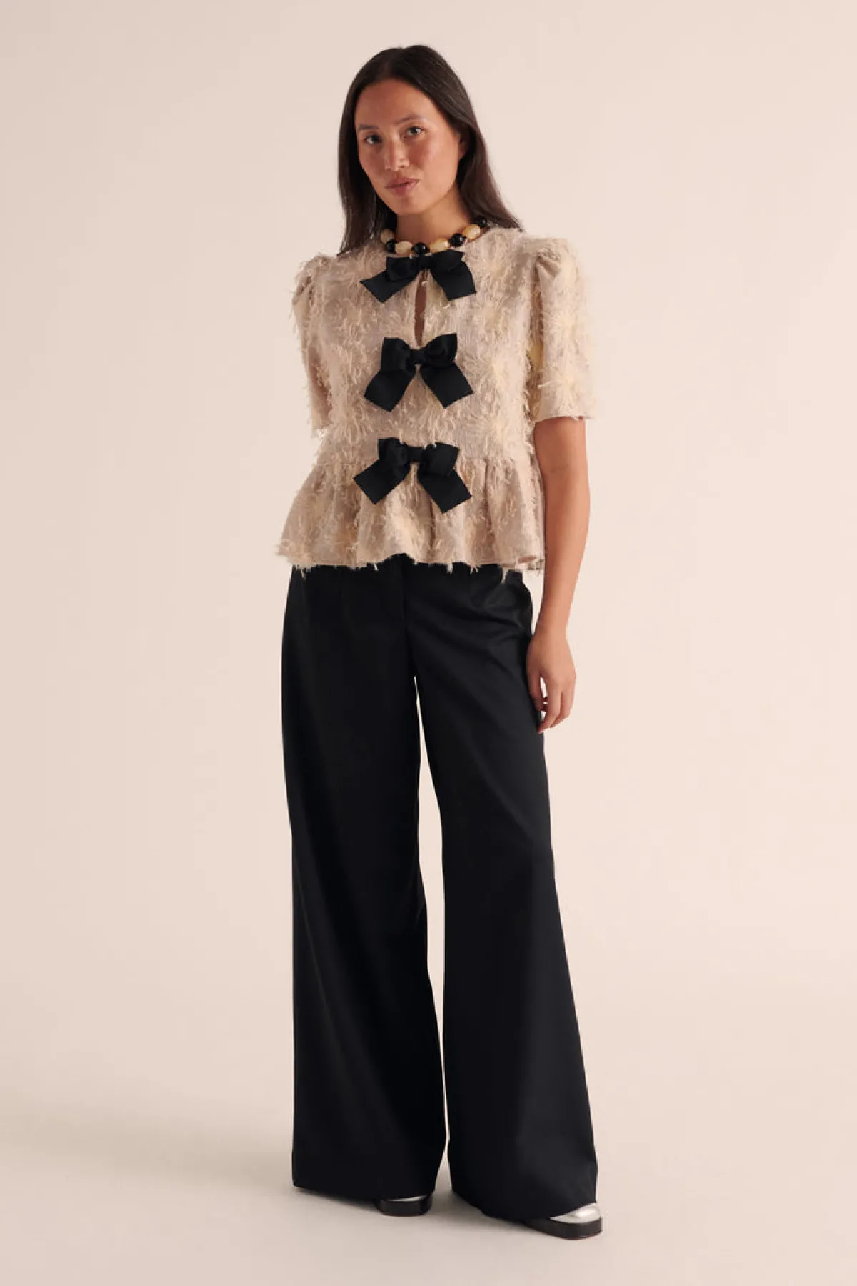 Balzac Paris Blouse Naomi Broderie fleur écru Fashion