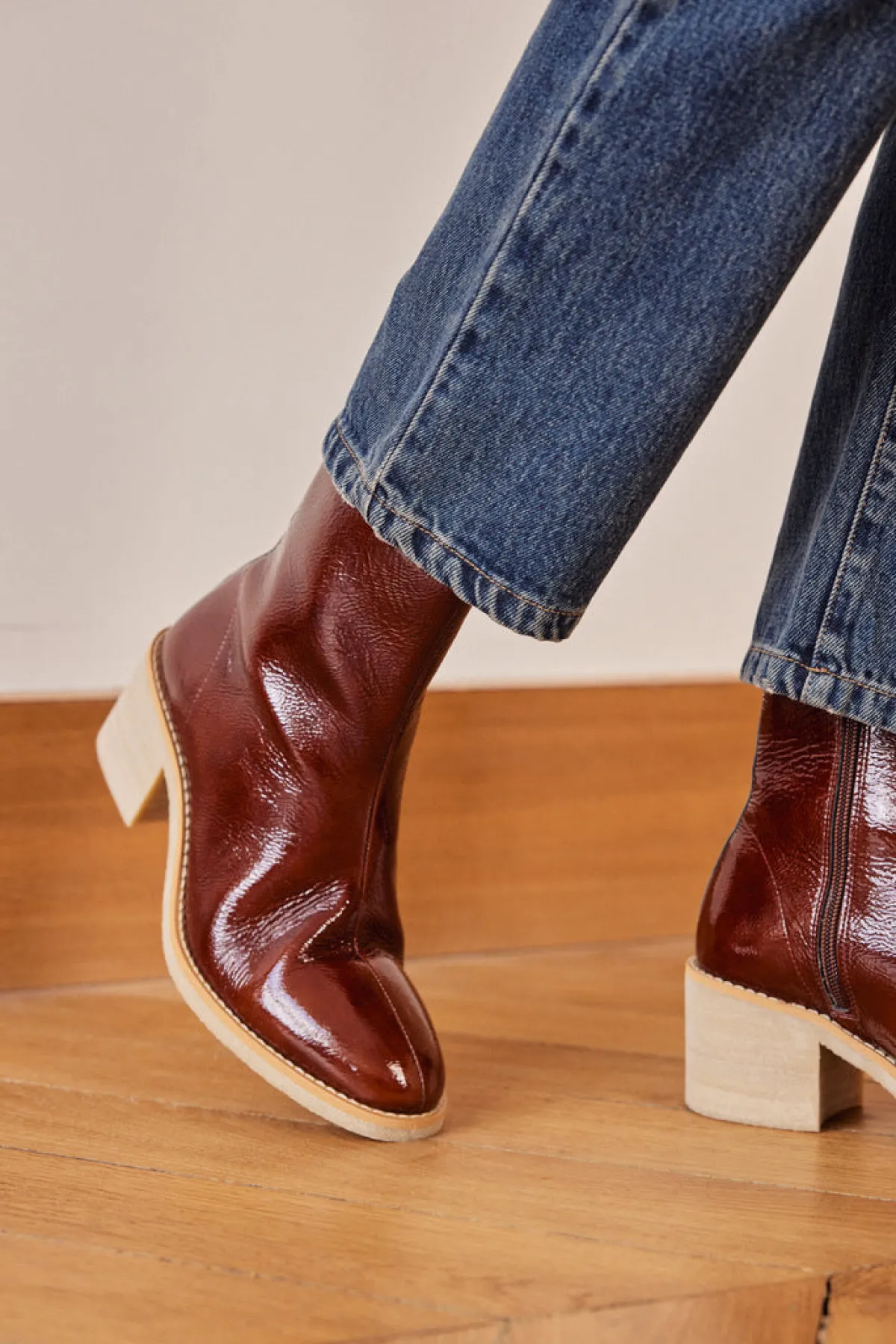 Balzac Paris Bottines Allure Vernis froissé chocolat Best Sale