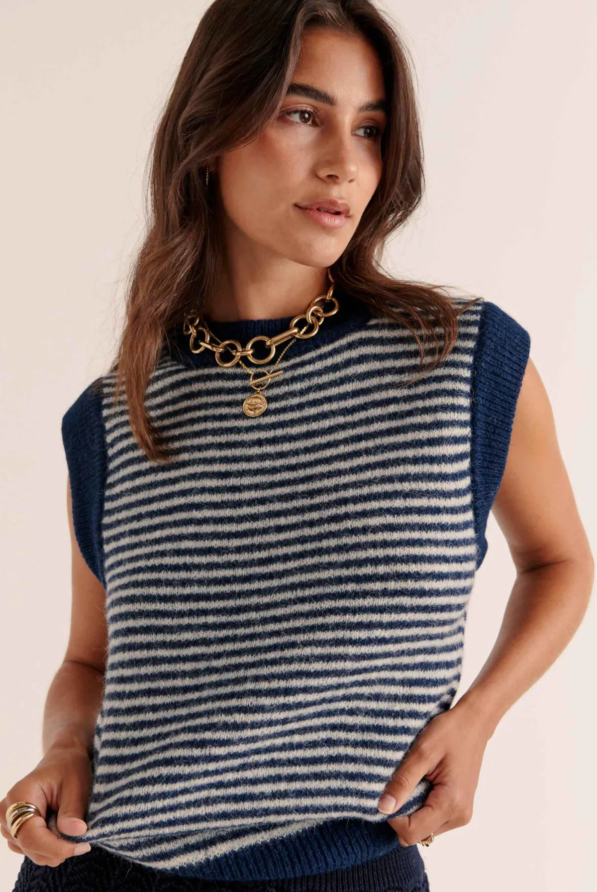 Balzac Paris Pull Blason et blanc Rayures bleu Cheap